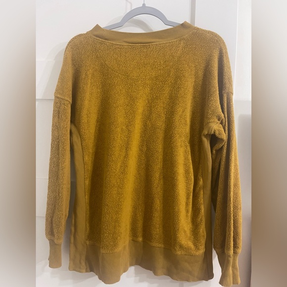 XS Aerie mustard colored chilled out sweatshirt! - Picture 4 of 4